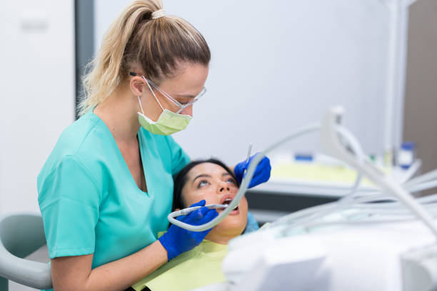 Best Emergency Dentist for Knocked-Out Tooth in Chatsworth, IL